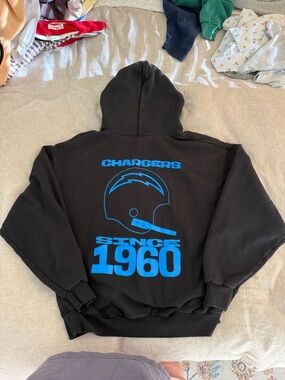 Vintage Los Angeles Chargers Hoodie in Black